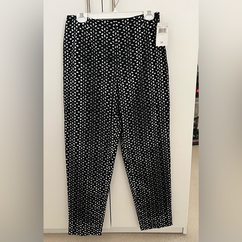 Dana Buchman black eyelet pants